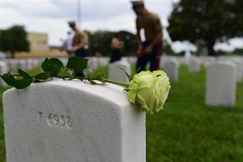 VA Wants Vets to Use Their Benefits When Choosing a Final Resting Place