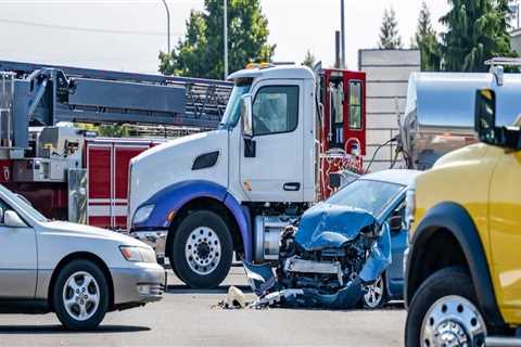 Understanding The Role Of A Truck Accident And Personal Injury Lawyer In Santa Rosa