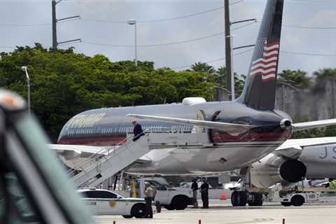 Trump arrives in Florida as history-making court appearance approaches in classified documents case